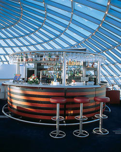 Bar in Perlan - Foto: WP-User: Hotelgreg11 - GNU-FDL - commons.wikimedia.org