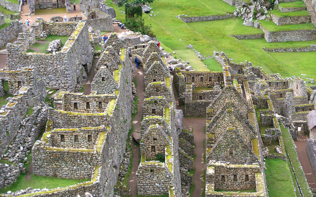 Blick auf die alten Ruinen von Machu Picchu